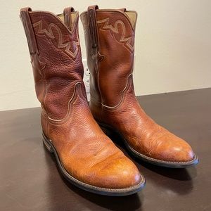 Lucchese Classics Bullhide 10D
